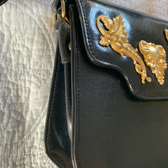 ✨Rare Vintage Black and Gold Embellished Crossbody✨ - Picture 6 of 8